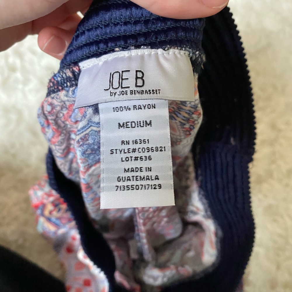 Pattern Shorts - Picture 3 of 3